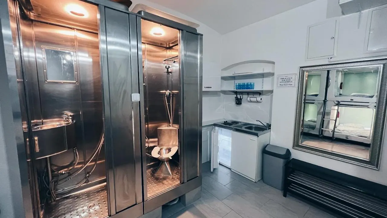 Space One Vienna - Apartment 1 0*,  אוסטריה